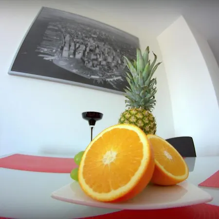 Platinum Apartment *